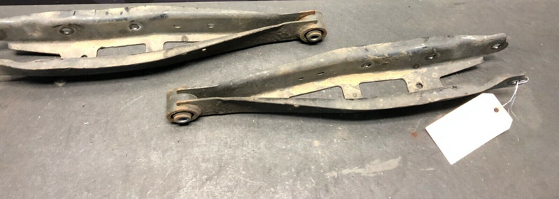 2015 SUBARU WRX OEM REAR LOWER CONTROL ARMS DRIVER PASSENGER