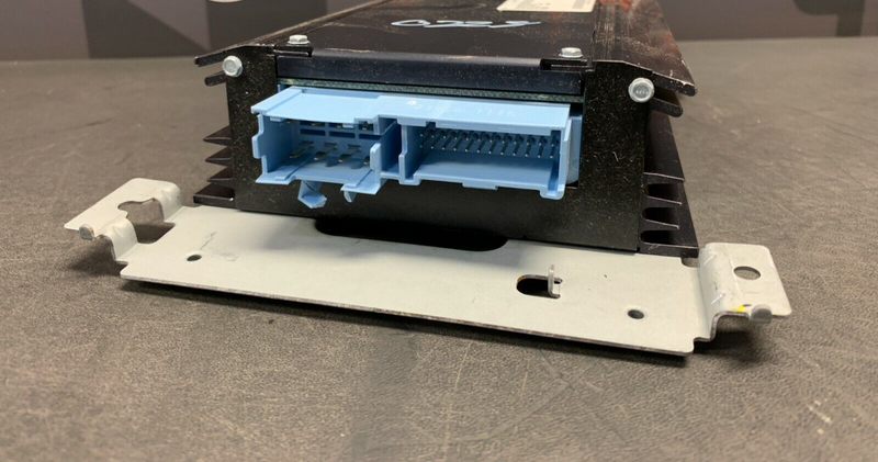 2005 CORVETTE C6 COUPE OEM 10306220 RADIO STEREO AMPLIFIER