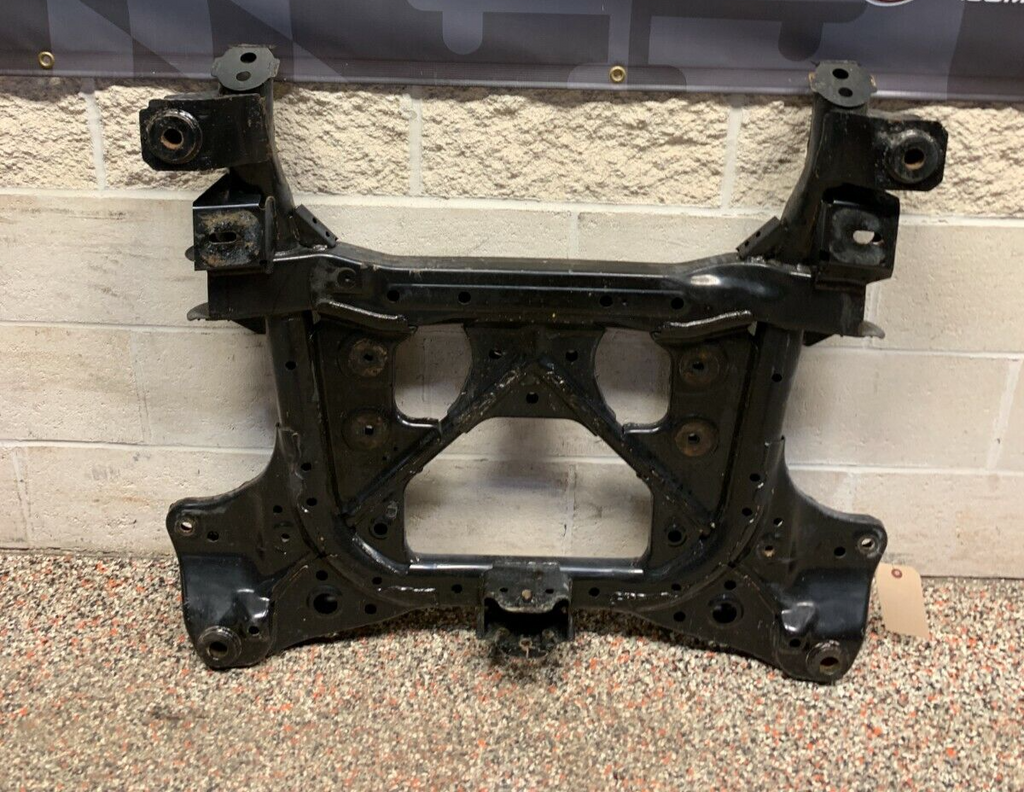 NISSAN R35 GTR OEM FRONT SUBFRAME ENGINE CRADLE