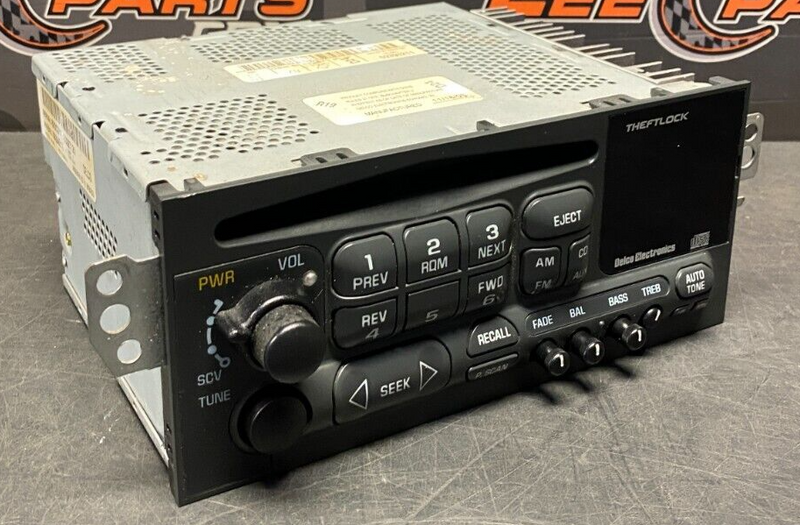 2003 CORVETTE C5 OEM RADIO HEAD UNIT USED