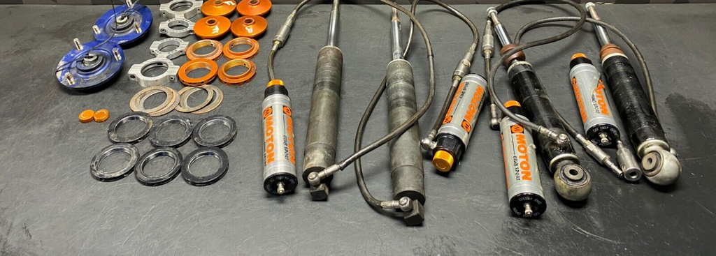 2004 PORSCHE 911 GT3 MOTON COILOVER SUSPENSION EXTERNAL RESEVOIR  **READ**