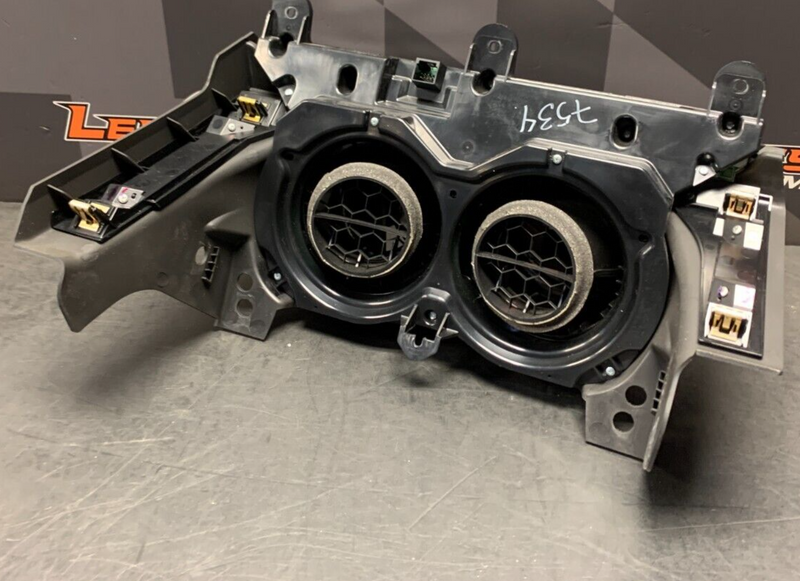 2019 CAMARO ZL1 1LE OEM HVAC CLIMATE CONTROL UNIT