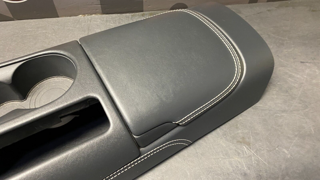 2014 AUDI R8 V10 OEM FULL LEATHER CENTER CONSOLE WITH SILVER STITCH USED