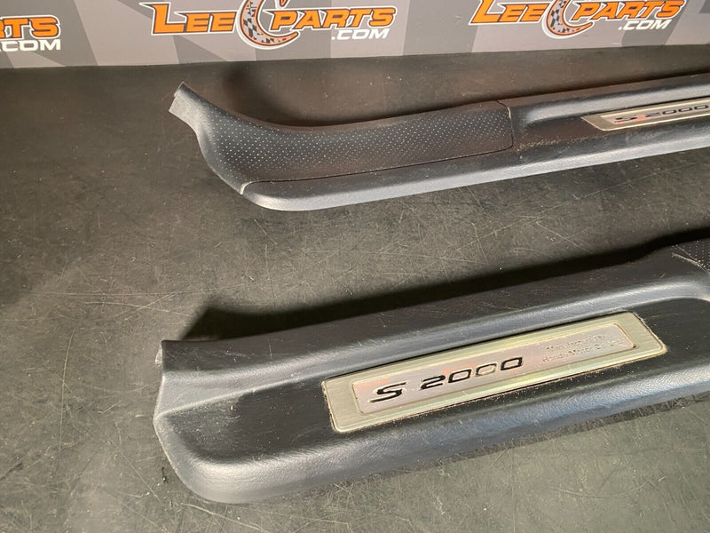 2007 HONDA S2000 AP2 OEM DOOR SILL COVER PANELS DR PS PAIR USED