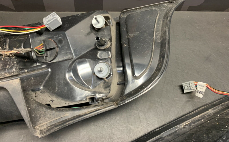 2015 FORD MUSTANG GT OEM TAIL LIGHTS
