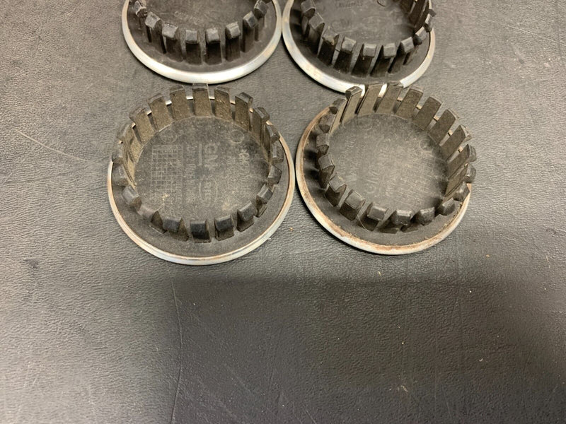 2012 CAMARO SS OEM CENTER CAP FOR RIMS SET OF 4 USED