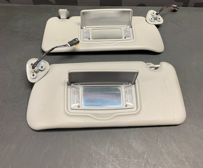 2005 CADILLAC CTSV CTS-V OEM SUN VISOR