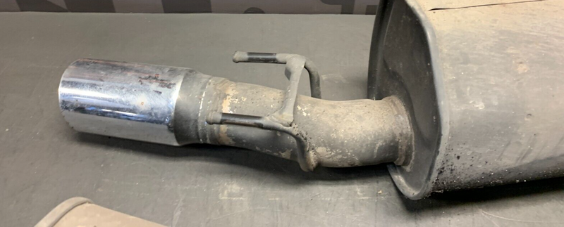 2005 PONTIAC GTO OEM DUAL MUFFLERS