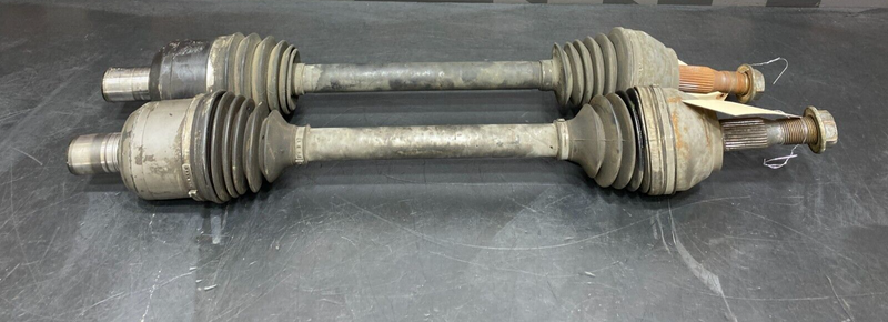 2004 CORVETTE C5 Z06 OEM CV AXLES PAIR DRIVER PASSENGER REAR AXLES USED