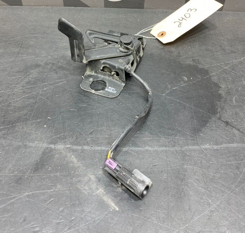 2014 CAMARO ZL1 OEM HOOD LATCH ASSEMBLY USED