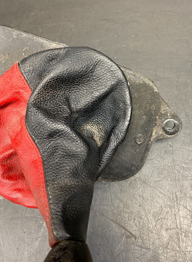 2001 CORVETTE C5 Z06 OEM SHIFTER WITH SHIFT BOOT AND KNOB USED