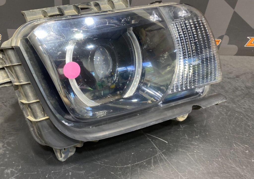 2010 CAMARO SS COUPE OEM PASSENGER RH HID HALO HEADLIGHT USED