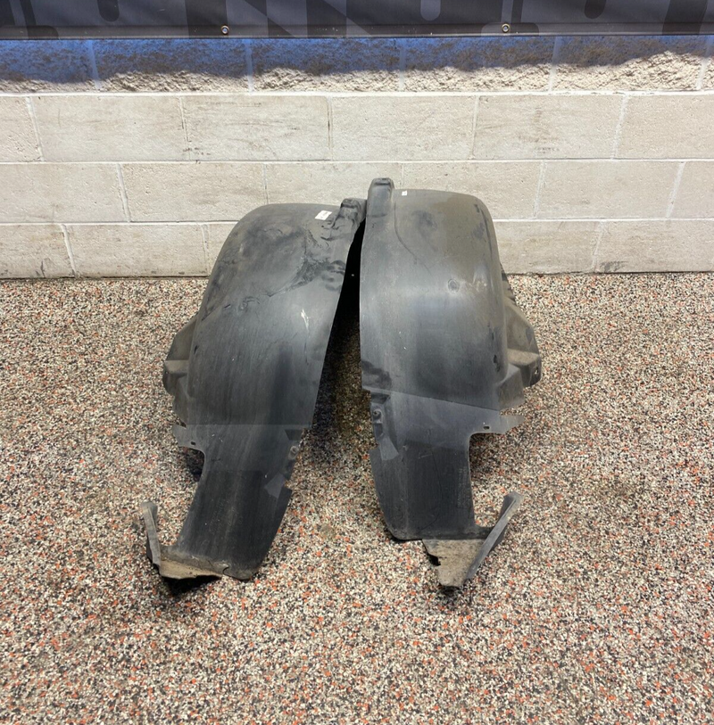 2004 CORVETTE C5Z06 OEM REAR FENDER LINER INNER WHEEL WELL LINERS PAIR USED