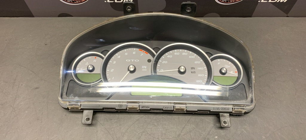 2004 PONTIAC GTO OEM 92172962 HOLDEN MONARO GAUGE INSTRUMENT CLUSTER SILVER 149K