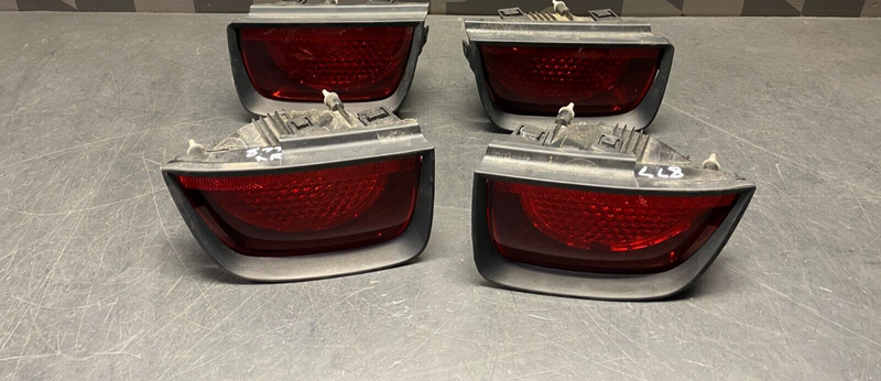 2010 CHEVROLET CAMARO SS OEM TAIL LIGHT SET WITH TRIM RINGS HOUSINGS USED