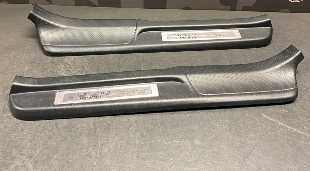 2001 HONDA S2000 AP1 OEM INTERIOR DOOR SILL TRIMS PAIR DR PS USED