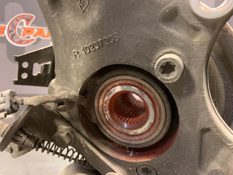 2001 CORVETTE C5 OEM DRIVER REAR CORNER HUB KNUCKLE USED
