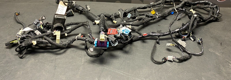 2019 FORD MUSTANG GT OEM DASHBOARD WIRING HARNESS USED