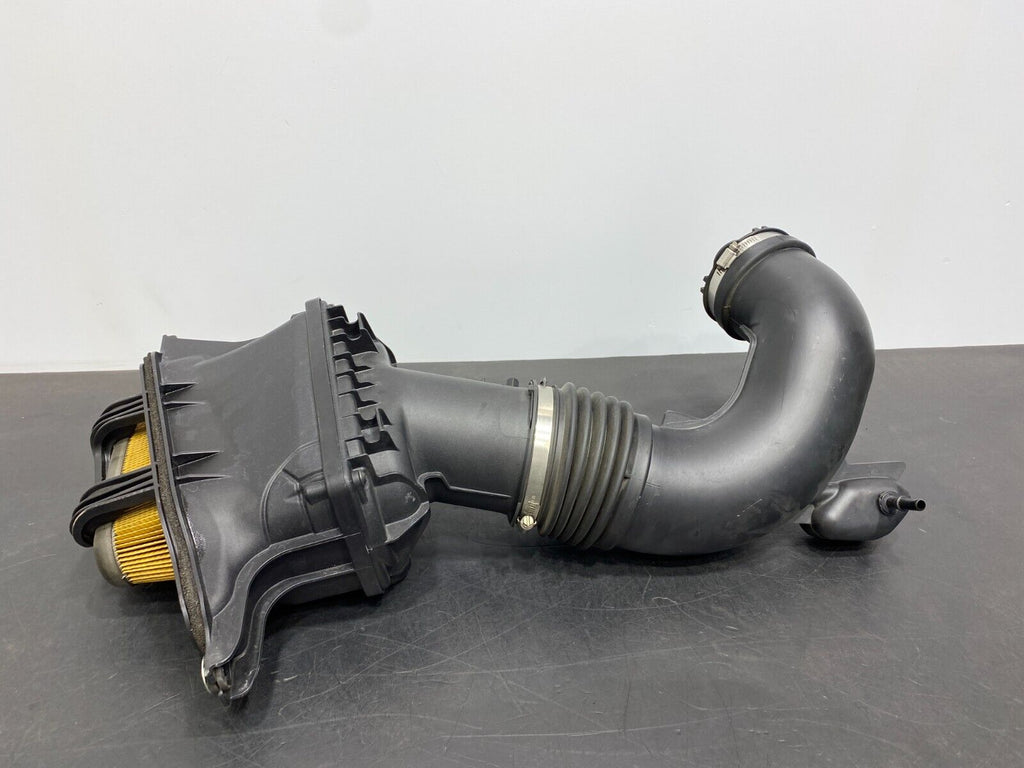 2015 CORVETTE C7 Z06 OEM AIR INTAKE BOX ASSEMBLY WITH FILTER AND TUBE USED