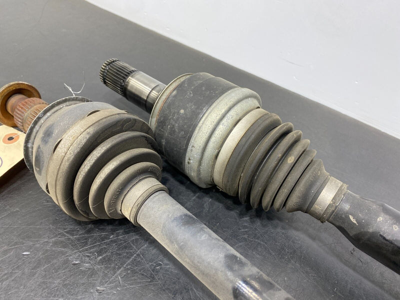 2011 CHEVROLET CAMARO SS OEM REAR CV AXLE SET PAIR DRIVER PASSENGER AXLES USED