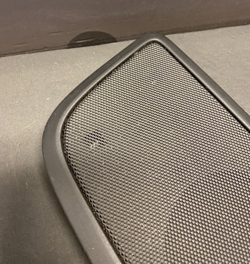 2012 CAMARO SS OEM CENTER DASH SPEAKER COVER USED 54k MILES