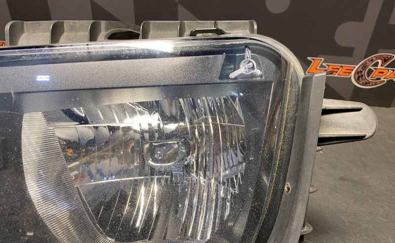 2011 CAMARO SS OEM HEADLIGHTS PAIR DR PS USED