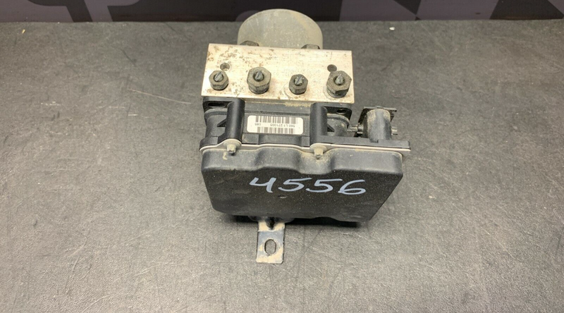 2006 PONTIAC GTO OEM 92181247 ABS ANTI LOCK BRAKE PUMP MODULE