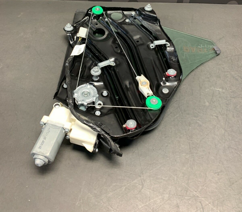 2020 FORD MUSTANG GT OEM CONVERTIBLE PASSENGER REAR QUARTER WINDOW GLASS MOTOR