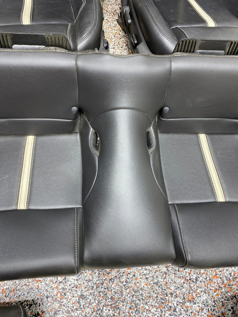 2013 FORD MUSTANG GT OEM BLACK LEATHER WHITE STRIPE FRONT REAR SEATS SEAT USED