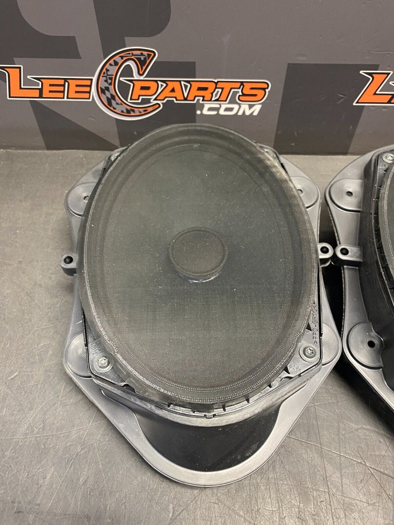 2018 DODGE CHALLENGER HELLCAT OEM DOOR SPEAKERS PAIR DR PS USED