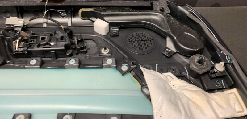 2015 FORD MUSTANG GT OEM PASSENGER RH DOOR PANEL