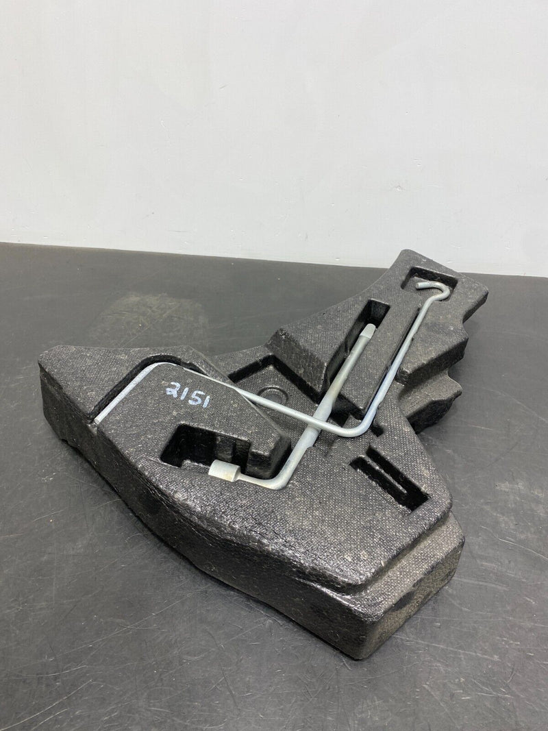 2017 SUBARU BRZ FRS 86 OEM ROADSIDE KIT FOAM WITH TIRE IRON USED