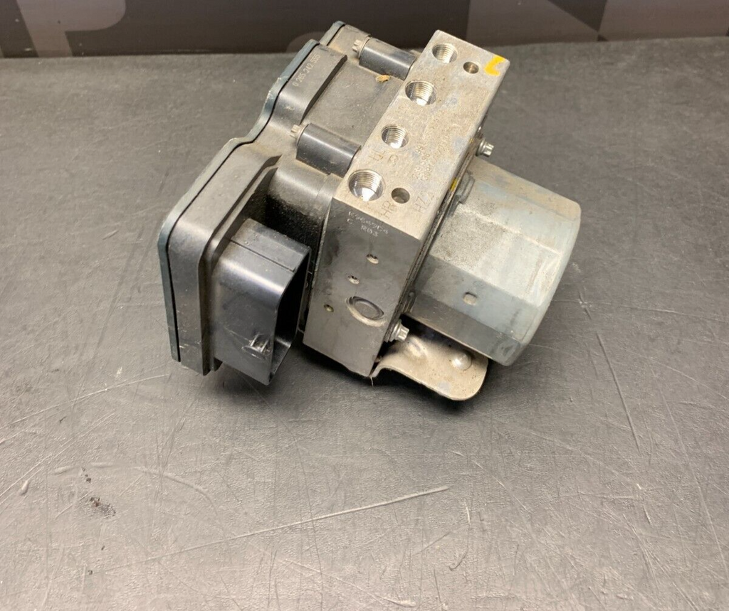 2014 PORSCHE 911 991 GT3 OEM ABS ANTI LOCK BRAKE PUMP MODULE