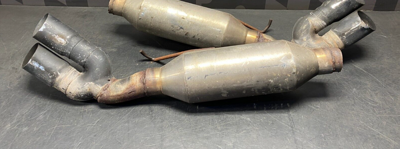 2011 CHEVROLET CAMARO SS EXHAUST TIPS QUAD TIPS WITH MUFFLER AFTERMARKET USED