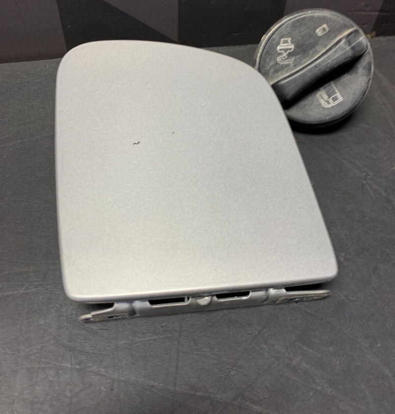 2006 CORVETTE C6 OEM GAS FUEL DOOR LID CAP