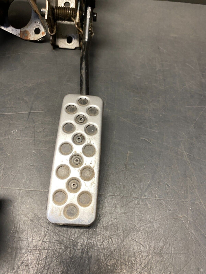 2004 HONDA S2000 AP2 OEM PEDAL SET GAS PEDAL BRAKE PEDAL CLUTCH PEDAL USED