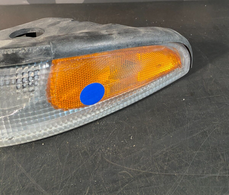 2003 CORVETTE C5 Z06 OEM DRIVER LH TURN SIGNAL RUNNING LIGHT USED