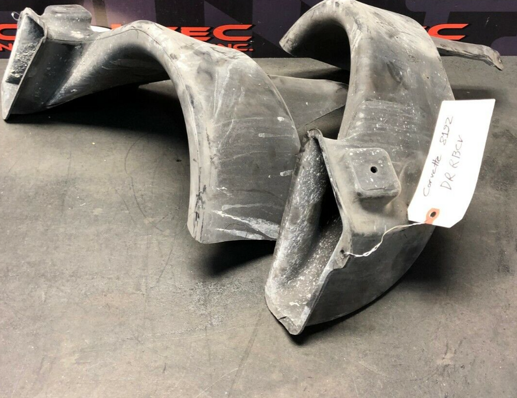 2008 CORVETTE C6 CONVERTIBLE OEM REAR BRAKE DUCTS DUCT SET