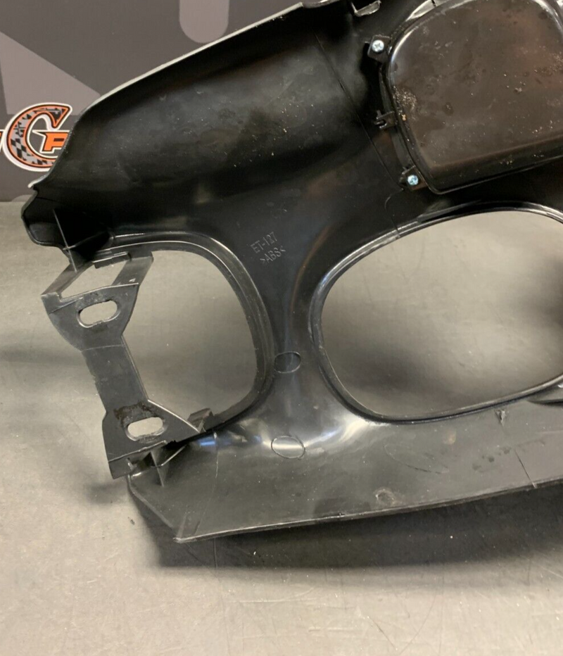 2000 CORVETTE C5 CONVERTIBLE OEM RADIO BEZEL CENTER CONSOLE