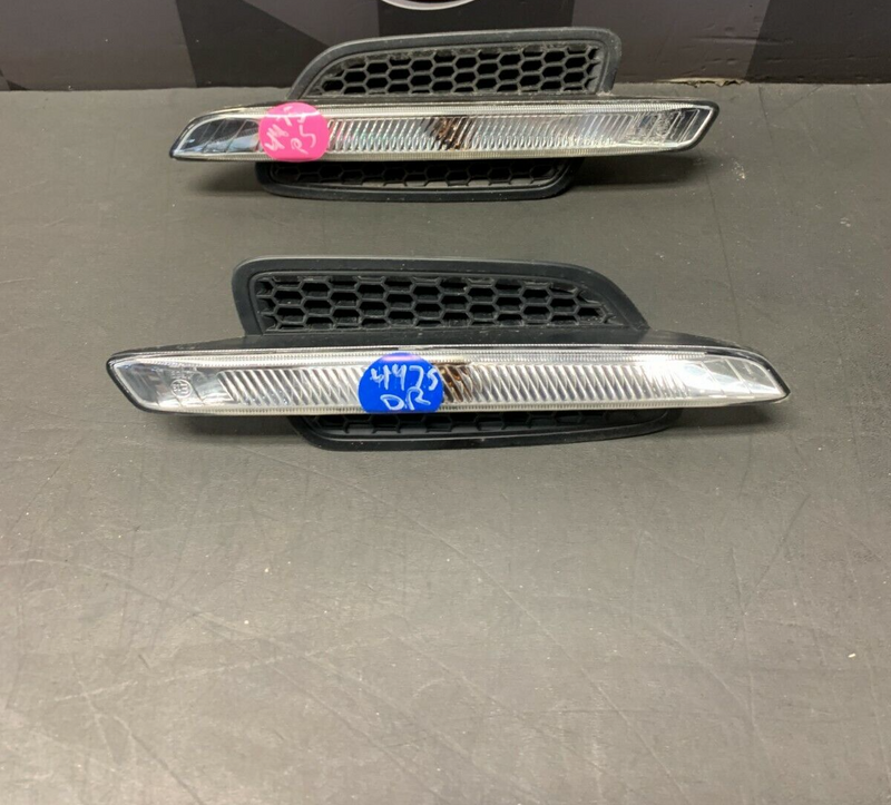 2008 PONTIAC G8 GT OEM front fender side marker lights