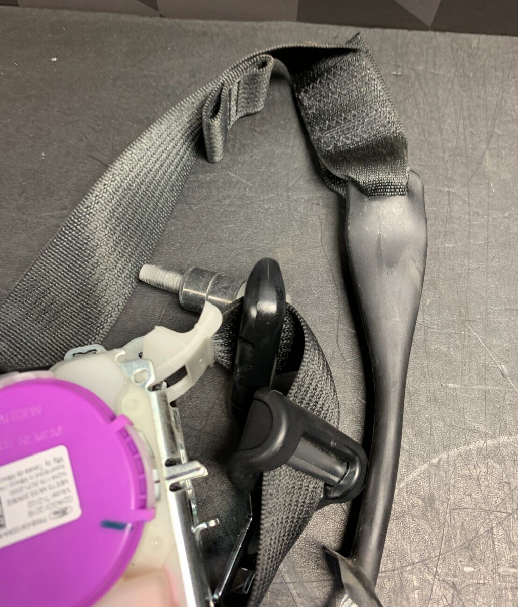 2017 FORD MUSTANG GT OEM PASSENGER FRONT SEAT BELT USED
