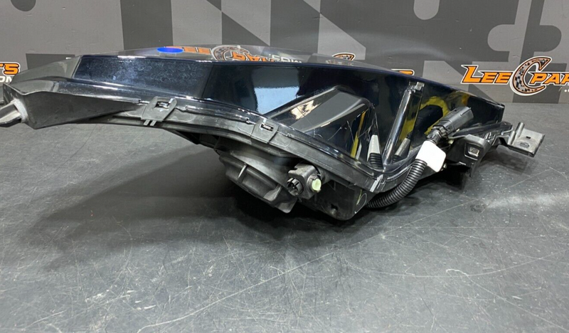 2015 CORVETTE C7 Z06 OEM DRIVER LH HEADLIGHT HEADLAMP 23326981 USED