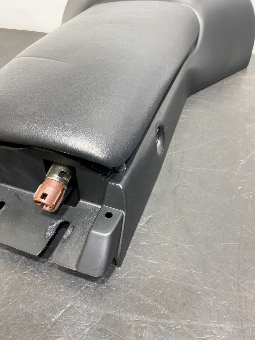 2003 CORVETTE C5 Z06 OEM CENTER CONSOLE ARM REST BLACK USED 31K