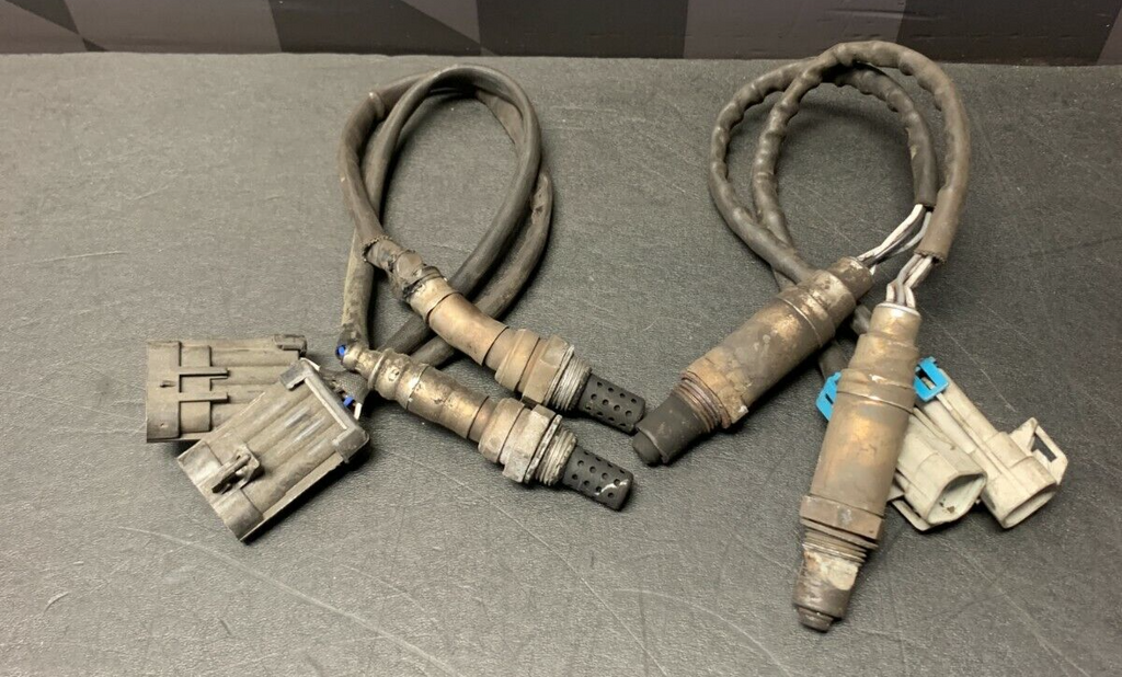 2006 PONTIAC GTO OEM LS2 PRIMARY SECONDARY O2 OXYGEN SENSOR SET