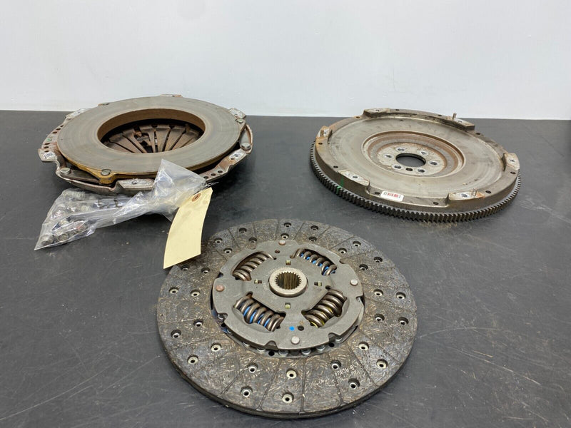 2012 CORVETTE C6 GRANDSPORT OEM CLUTCH PRESSURE PLATE FLYWHEEL COMBO USED