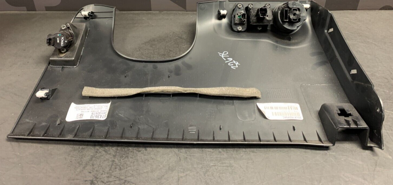 2018 DODGE CHALLENGER 392 SCAT PACK OEM DRIVER DASH LOWER KNEE PANEL