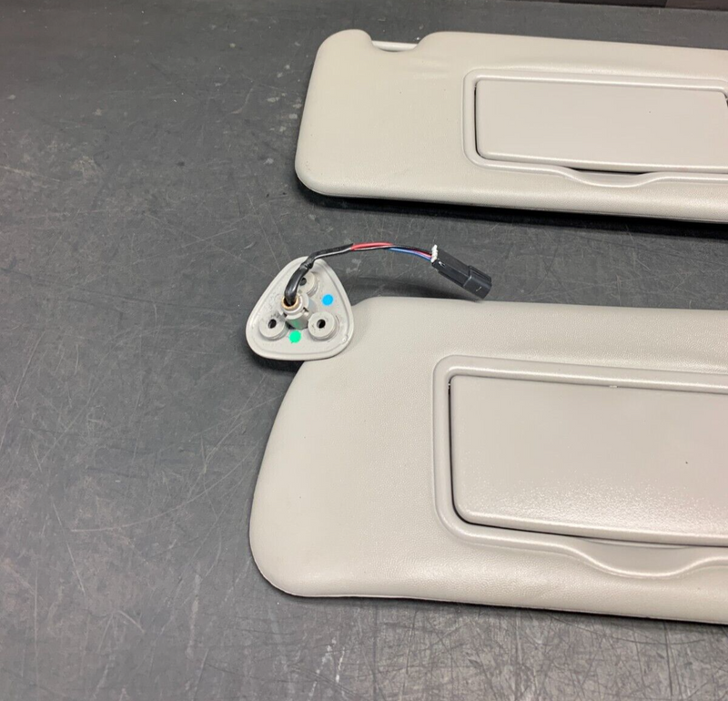 2004 CADILLAC CTS V CTS-V SUNVISORS PAIR GARAGE BUTTONS OEM 74k MILES!