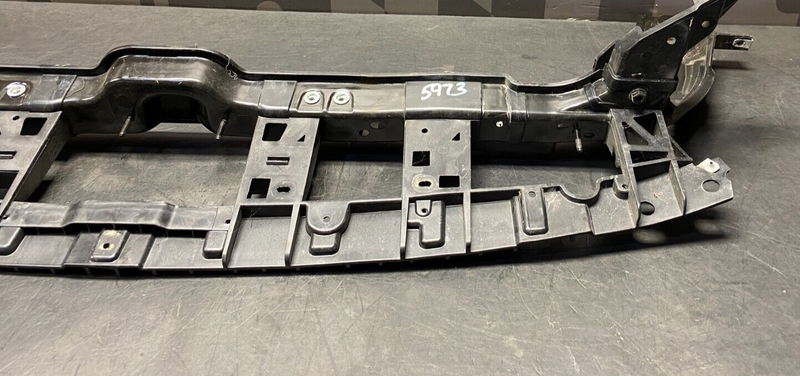 2019 FORD MUSTANG GT BULLITT OEM UPPER RADIATOR SUPPORT TIE BAR ASSEMBLY USED