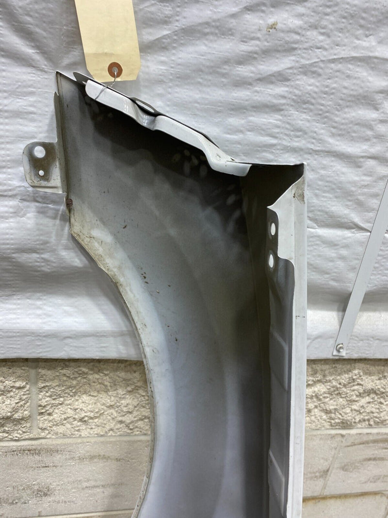 2014 CAMARO ZL1 COUPE OEM PASSENGER RH FRONT FENDER USED