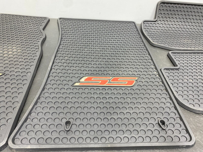 2011 CHEVROLET CAMARO SS OEM RUBBER FLOOR MAT SET RED SS LOGO LLOYD USED